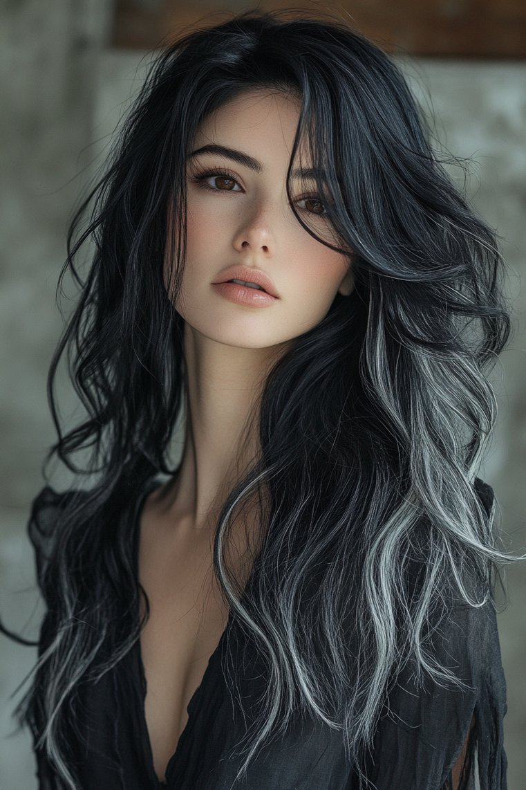 Silver Highlights for an Edgy Vibe